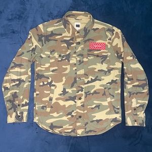 SUPREME Button Down Shirt